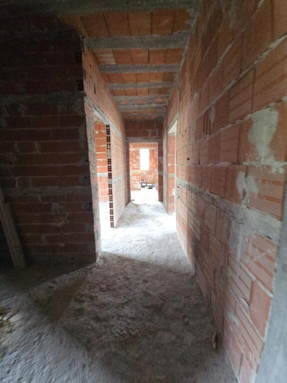 SUPER INVESTIMENTO A PLEPA, DURRËS – EDIFICIO DI 4 PIANI CON POTENZIALE ALBERGHIERO 🌊
