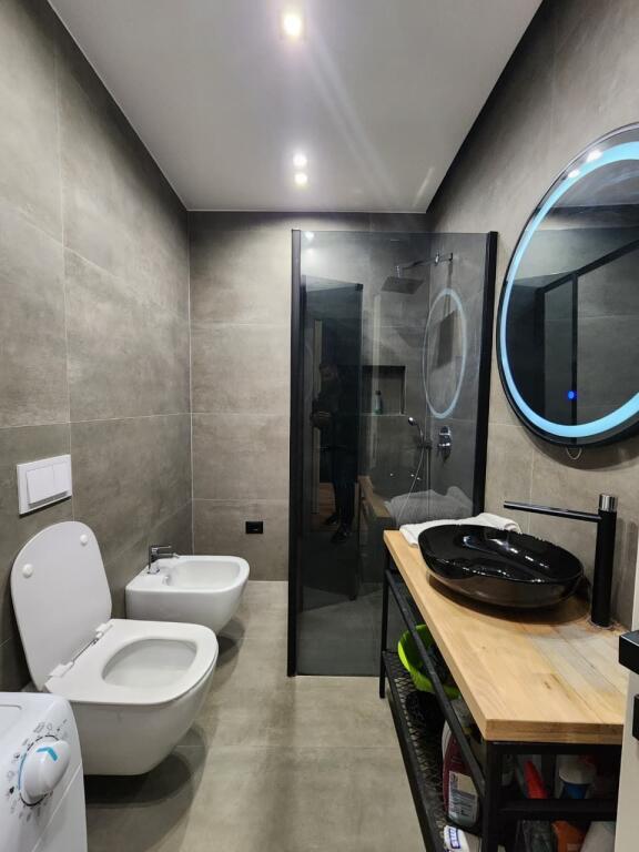 ✨IN AFFITTO; Super appartamento 2+1+2 wc+ 1 posto auto (📍Parco Olimpico - Complesso Dinamo )  || 105 m2 || 1300 euro/mese || (incluso il parcheggio)
