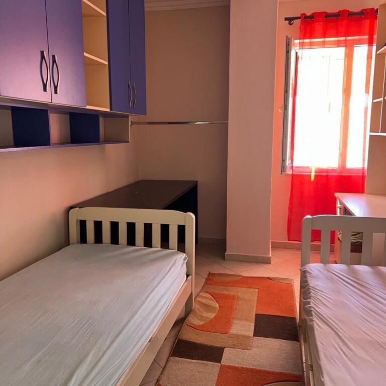 In affitto Appartamento 2+1, Yzberisht Palazzo Dilo 450 Mila leke