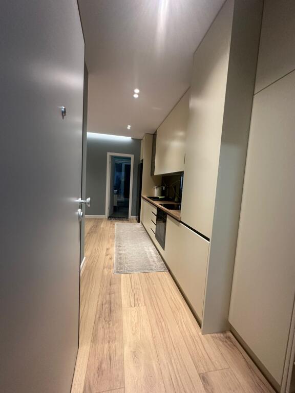 Appartamento 1+1 in affitto, con una superficie di 70m2.