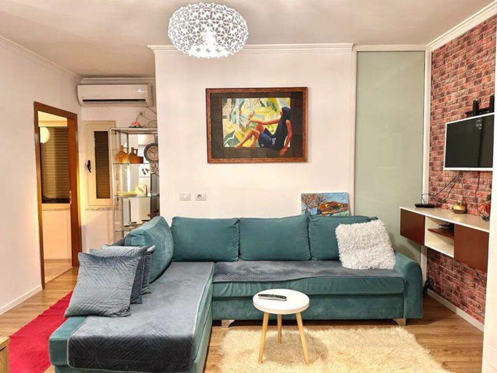For sale, 2+1 Apartment, Zogu i Zi, Tirana. 176,000 €