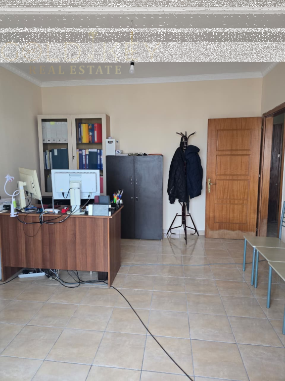 VENDESI APPARTAMENTO 2+1  📍 VILA E ZOGUT, DURRES