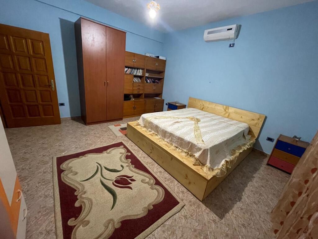 House 2+1 for rent, behind Casa Italia 450 thousand lek