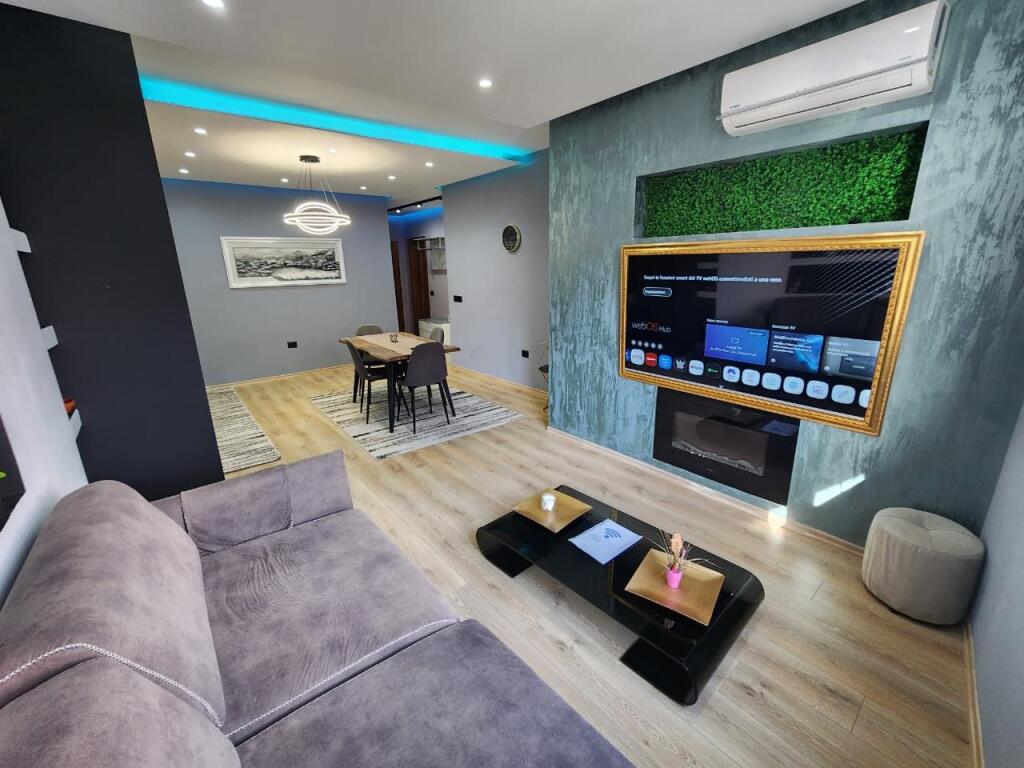 Jepet Me Qira :⏳Ultra 2+1+2Wc &amp; Ballkon ( 📍Astiri - Fiks te Bohemi ) Kati 7,  120 m2 650 euro
