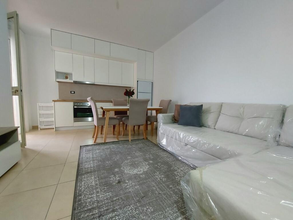 Apartment 1+1 for rent with sea view in neighborhood 13 Durres