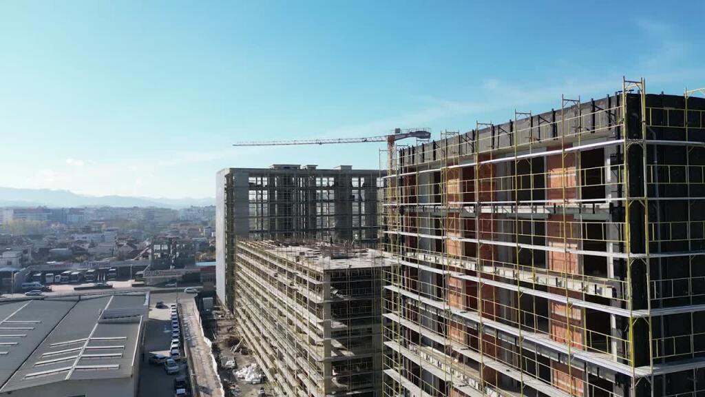 We sell Apartment 3+1+2 •Access Complex Tirana, Former Customs 172,800 €