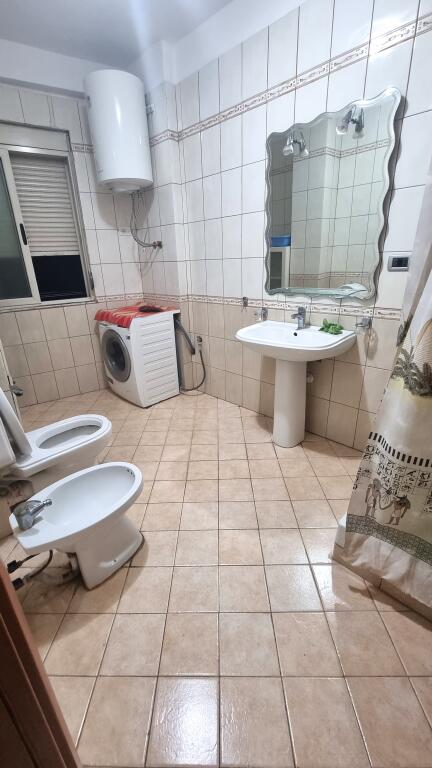 Affittasi appartamento 1+1 in via Durazzo