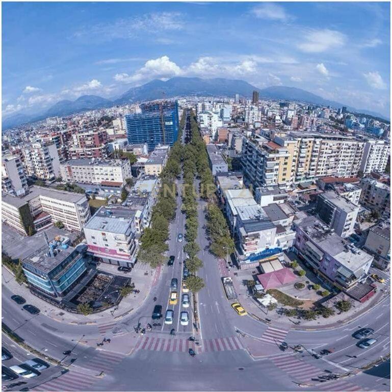 Appartamento 2+1+2 in vendita a 21-Dhjetori