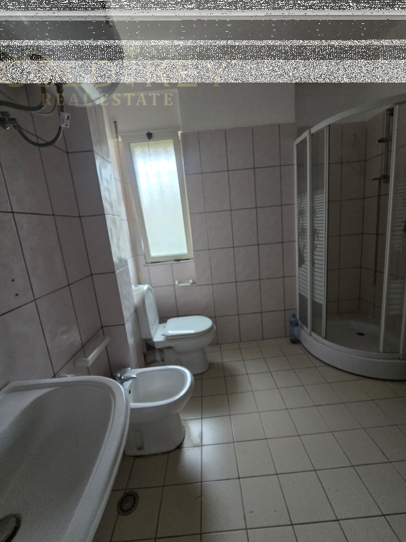 VENDESI APPARTAMENTO 2+1  📍 VILA E ZOGUT, DURRES