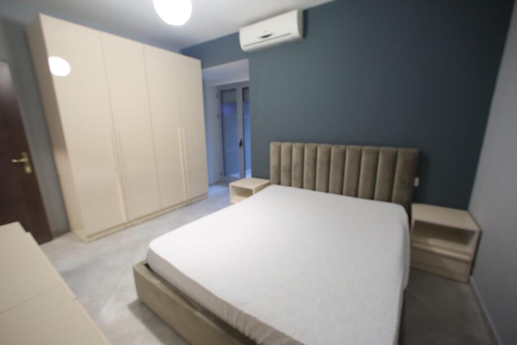 Apartment 1+1 for rent in Durres center is given