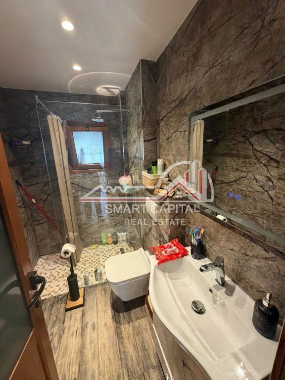 APPARTAMENTO 1+1 IN VENDITA NEL QUARTIERE “24 MAJI”, VLORE!!