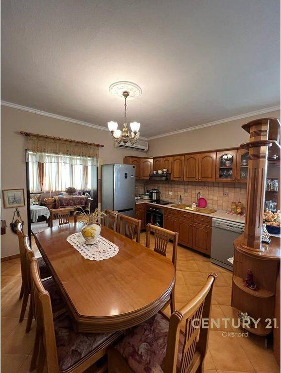 Apartment 3+1 for sale at Dritan Hoxha Street