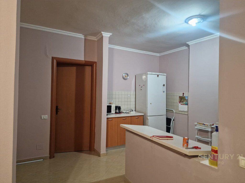 Apartment 2+1 for sale near the Red School