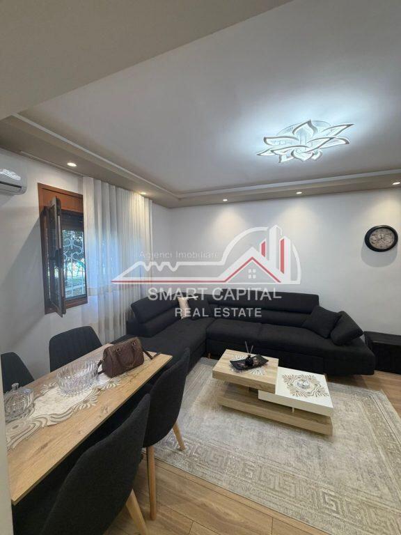 APPARTAMENTO 1+1 IN VENDITA NEL QUARTIERE “24 MAJI”, VLORE!!