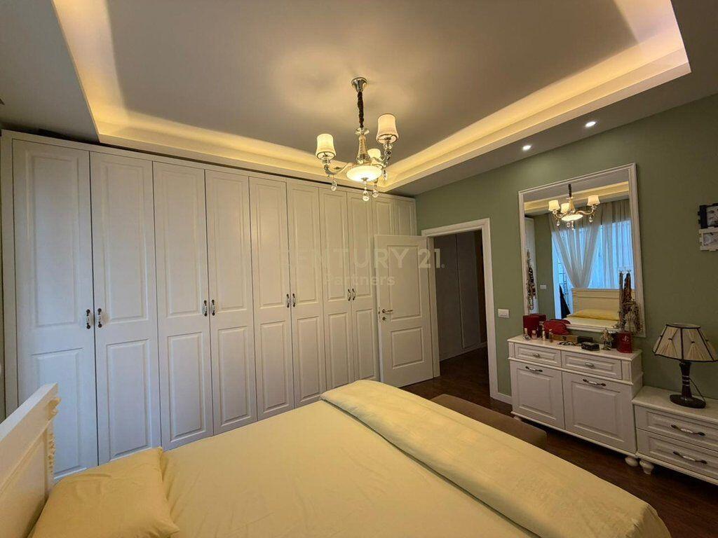 Apartment 1+1+ Veranda for sale near Casa Italia