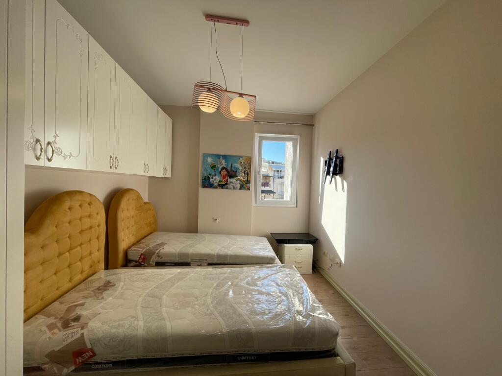 3+1, arredato in via Peti lago secco, 1000 euro