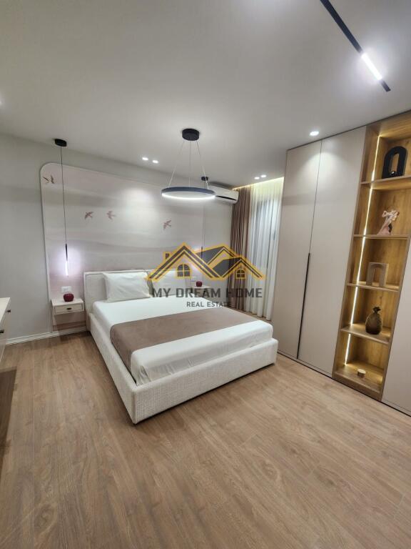 VENDESI UN SUPER APPARTAMENTO 2+1 A PLAZH ILIRIA DURRES