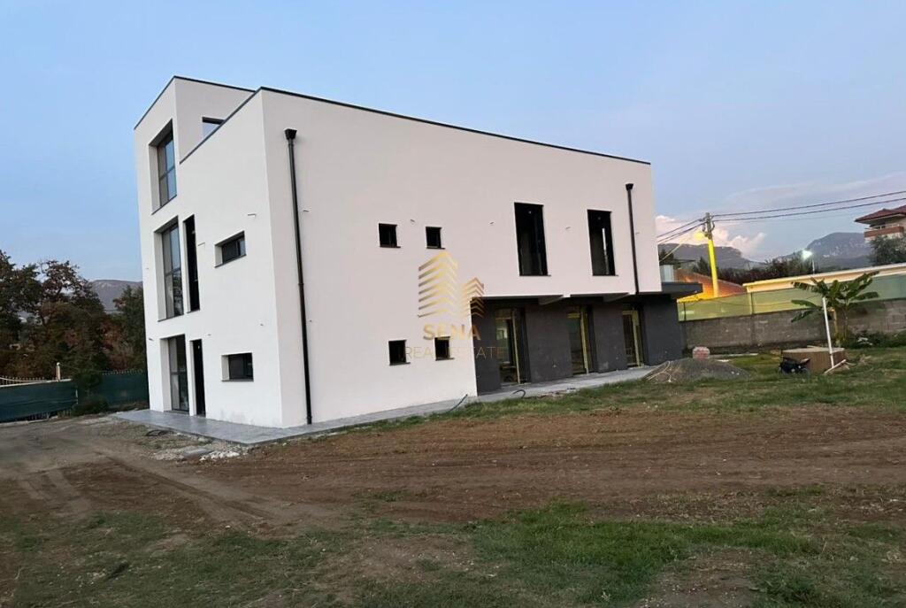 Rent, Service unit + Land, Bërzhitë – near PalmaNova Resort