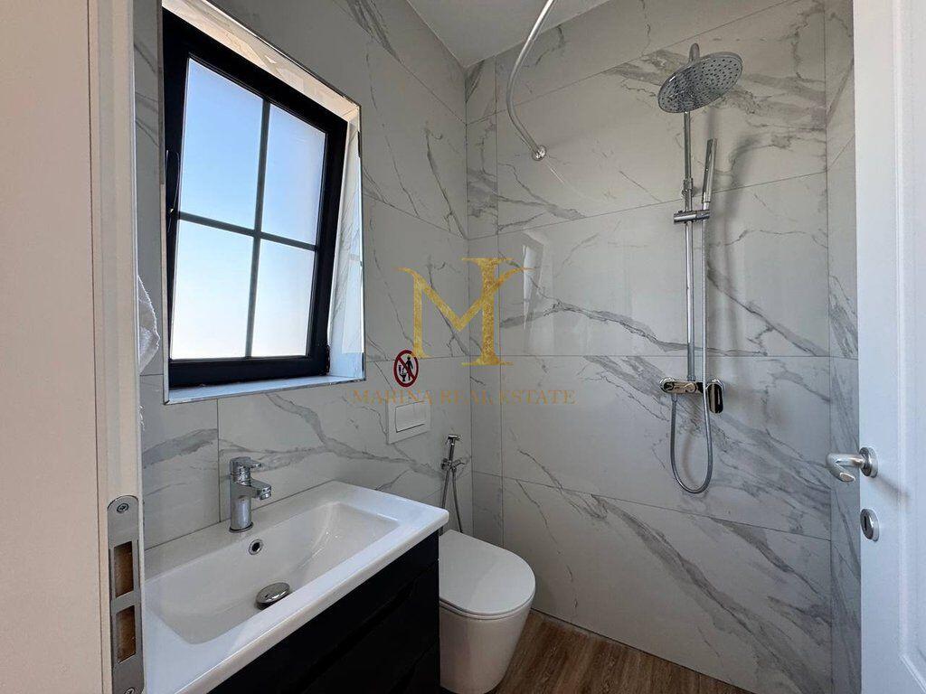 Super apartment for rent 2+1+2 bathrooms + large terrace in Durres