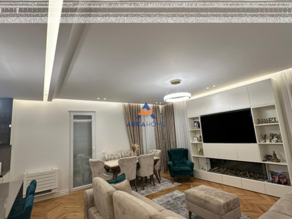 SHITET APARTAMENT 3+1+2BALLKONE+2 POSTE PARKIMI "UNIVERS CITY,QTU" 300.000 EURO