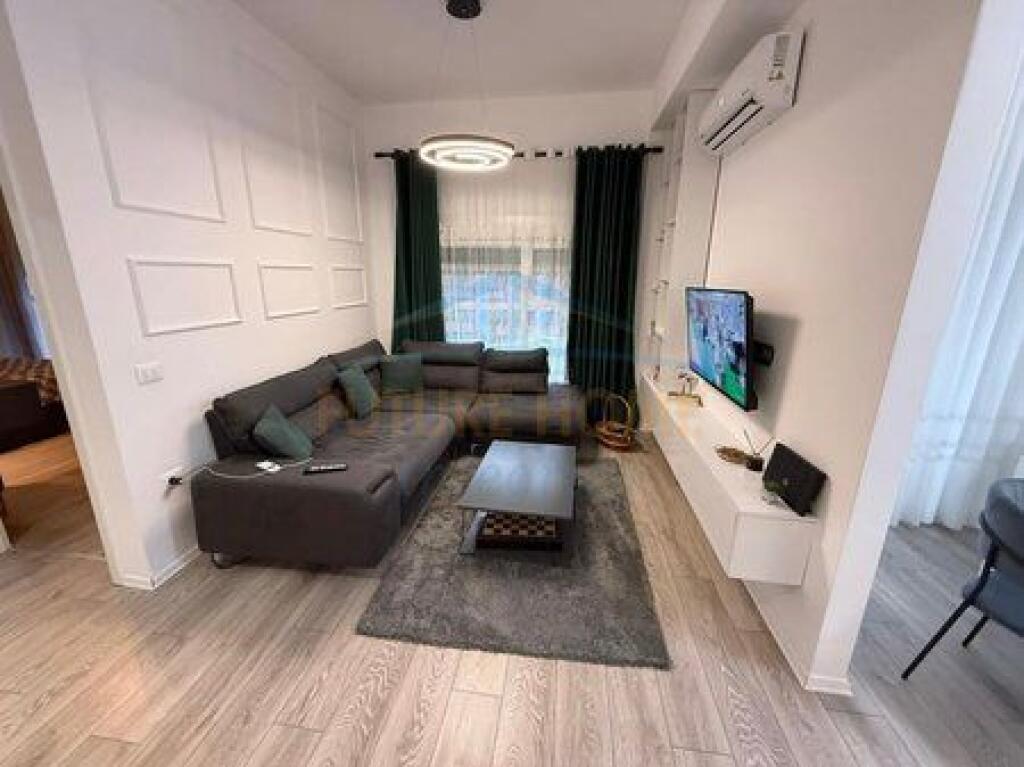 For sale, Apartment 2+1, Mangalem Complex, Tirana.
