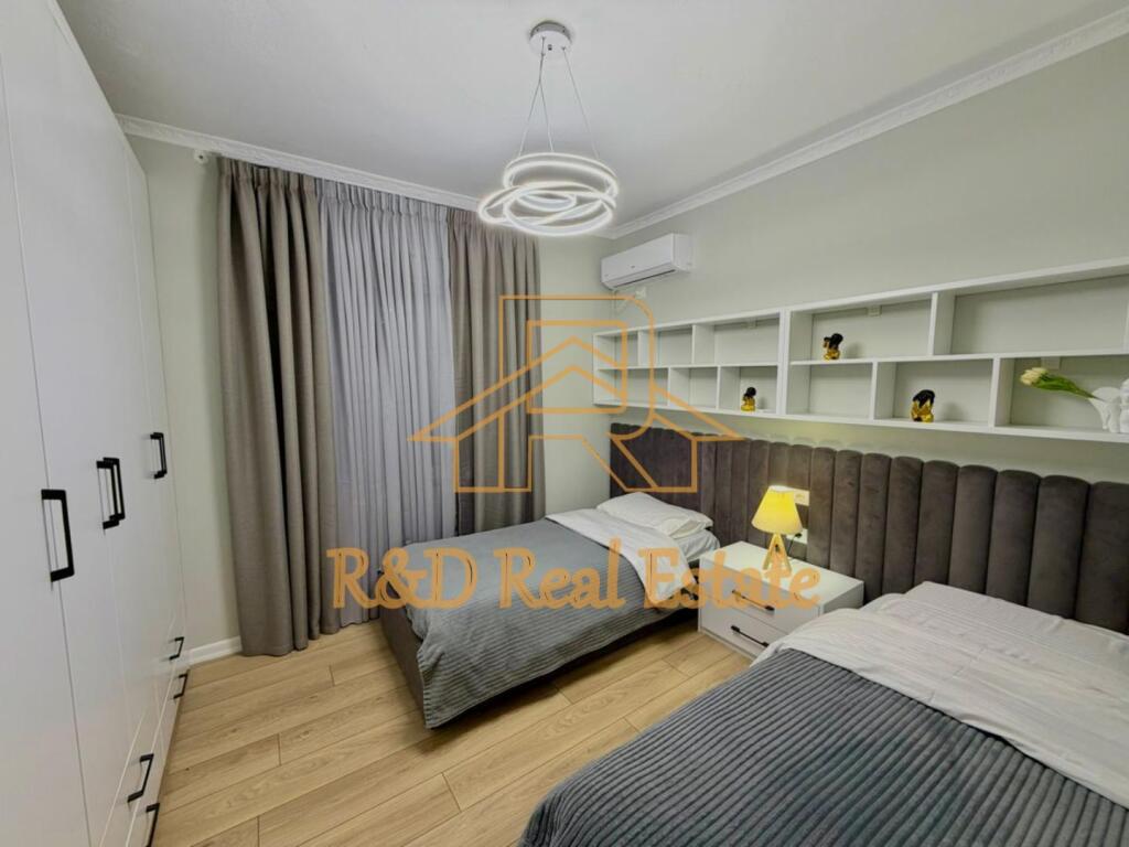 🏡 Appartamento 3+1 + balcone in affitto – Viale Bajram Curri