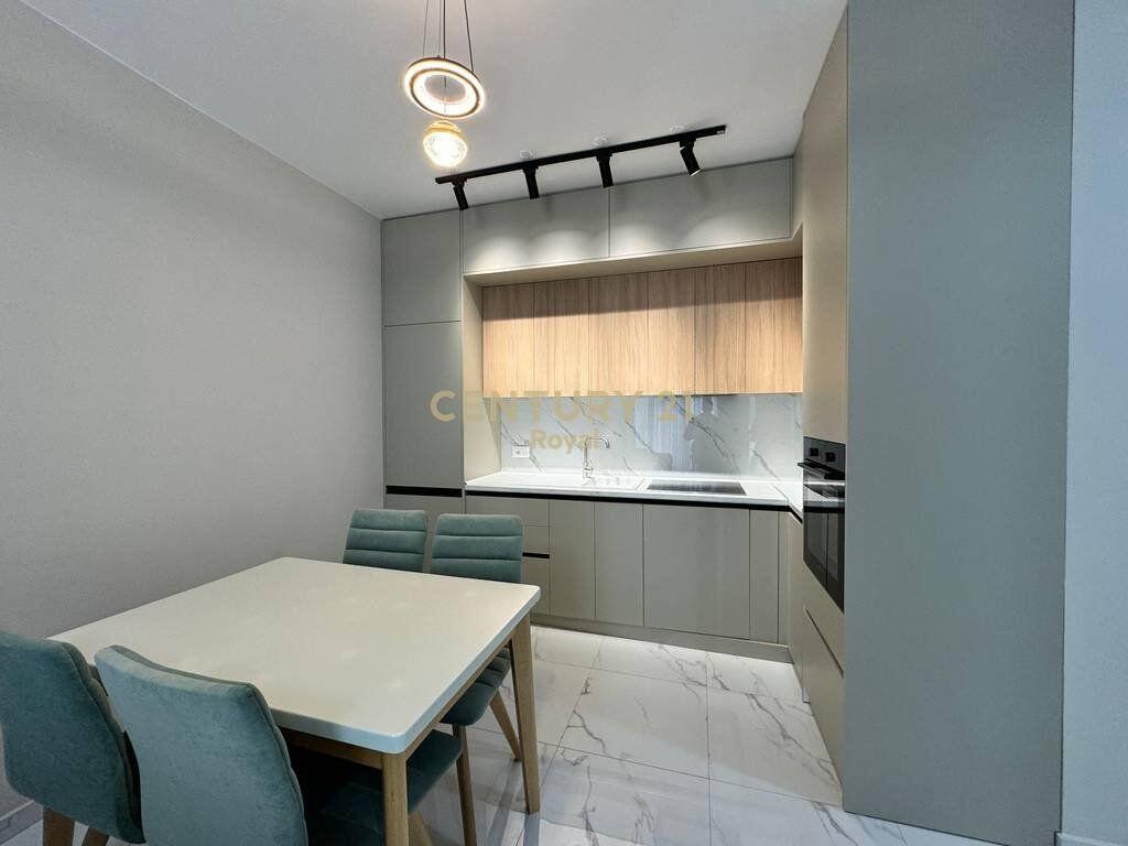 2+1 Apartment for Rent on Mine Peza Street, in Golden Tower Residence Tirana - 900€ | 93.7 m²