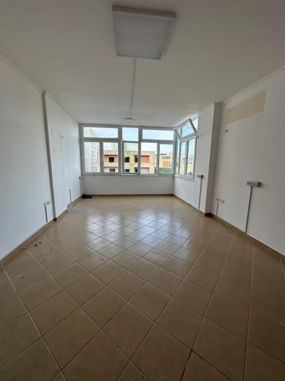 Apartment 2+1+2 for sale near Kavaja Rock – Side sea view 🌊
