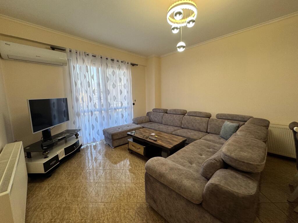 Apartament me qera 2+1 Nela 6
