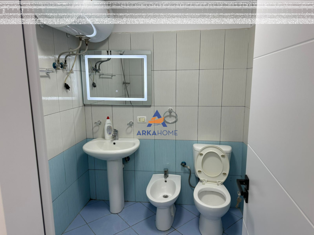 SHITET APARTAMENT 1+1+BALLKON "KOMPLEKSI BRUCI 2007,PALLATET CABEJ " 95.000 EURO