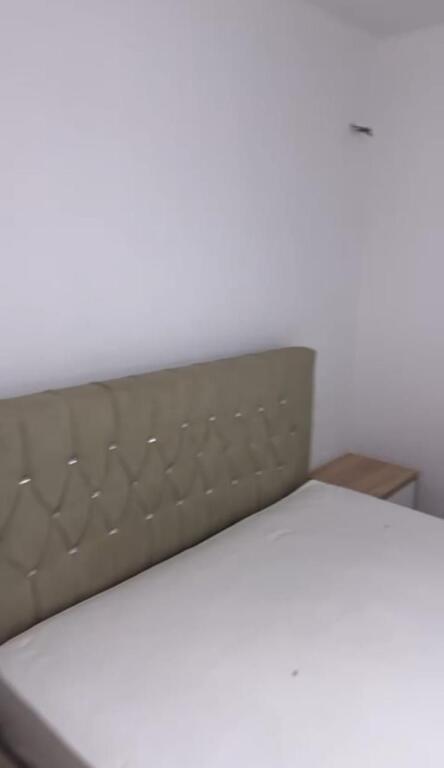 For Rent 2+1 Harry Fultz