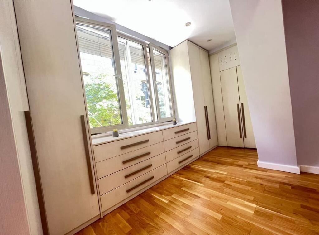 Rr Bardhok Biba  appartamento 2+1 in affitto 96 m²  2+1  Piano 1  1200 €
