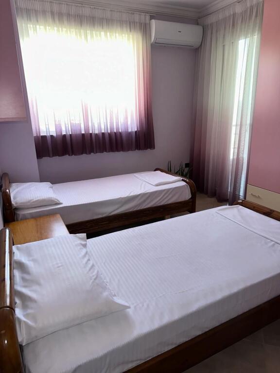 Apartament 3+1+2 per qira ne Xhamllik