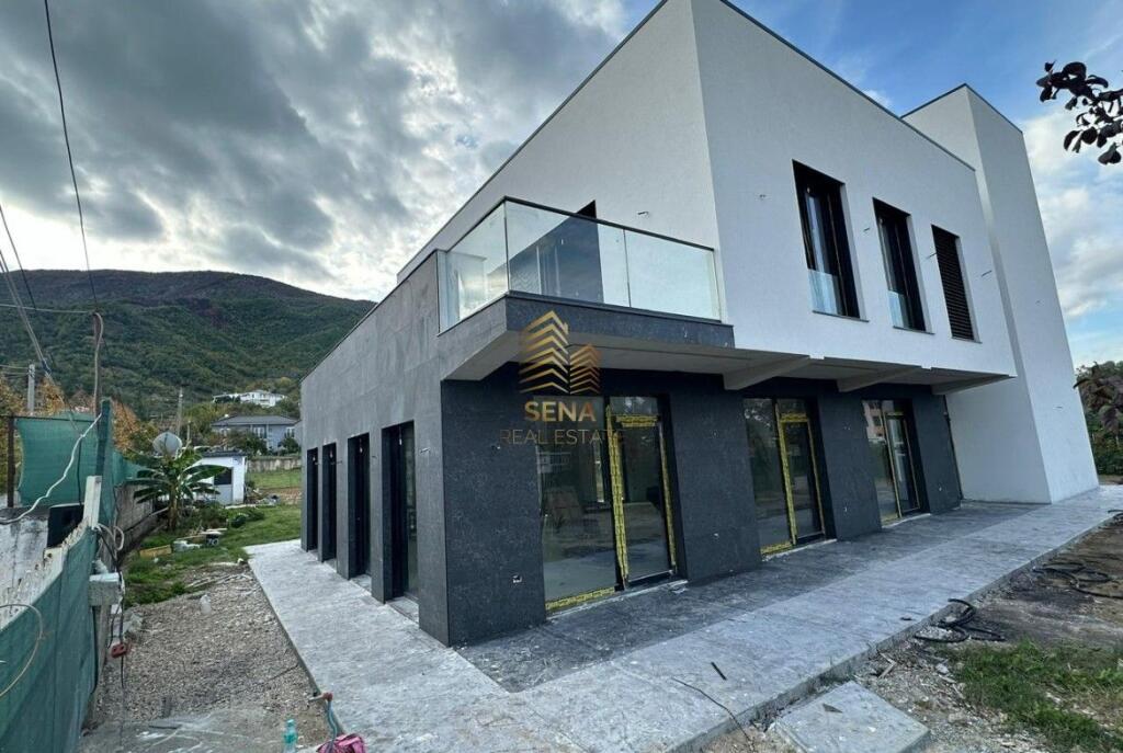 Rent, Service unit + Land, Bërzhitë – near PalmaNova Resort