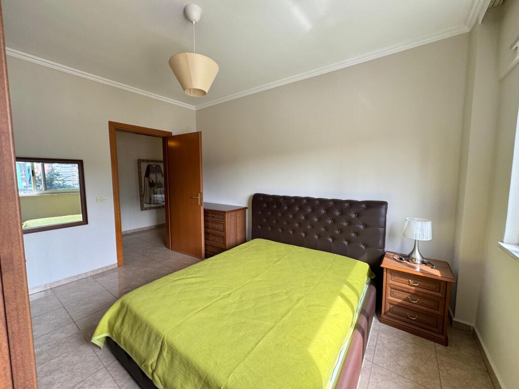 🏘️ Jepet me qira apartament 2+1+2 📍 Rruga e Elbasanit, Tiranë💶 Çmimi: 800 € neto