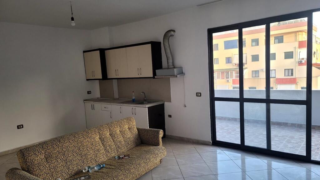 Apartment 2+1 for rent Astir