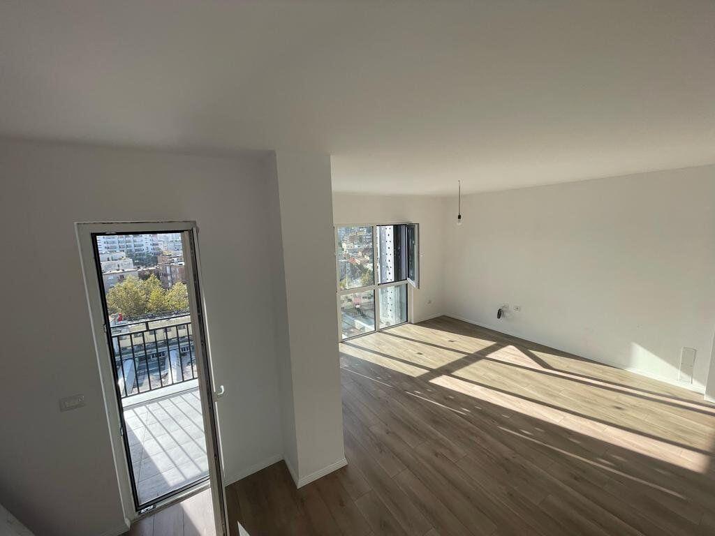 Apartament 1+1 për Shitje – Rruga 5 Maji, pjese e kompleksit Emerald ne Tiranë! 180,000 € Sip. Totale  82m2