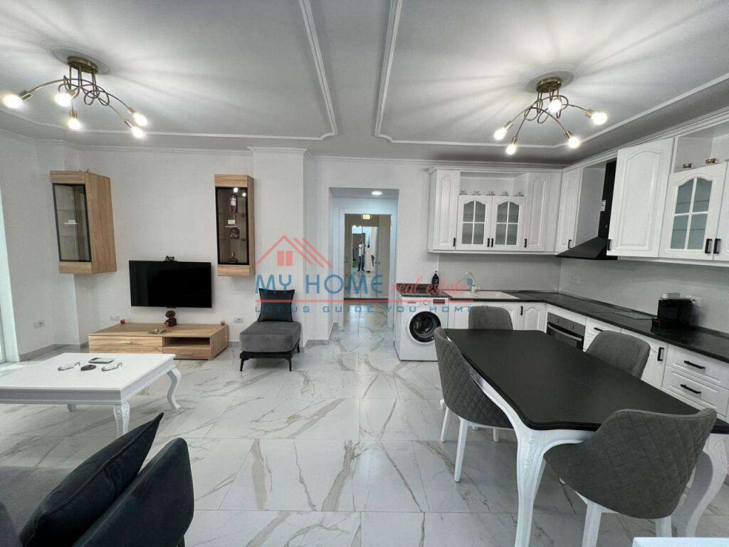 Apartament 2+1 me qera Sheshi Willson Tirane