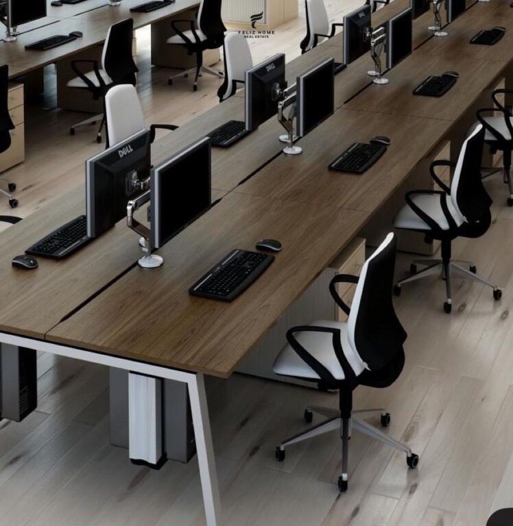 UFFICIO IN AFFITTO 170 M2 EX BLOCCO 2.500 EURO
