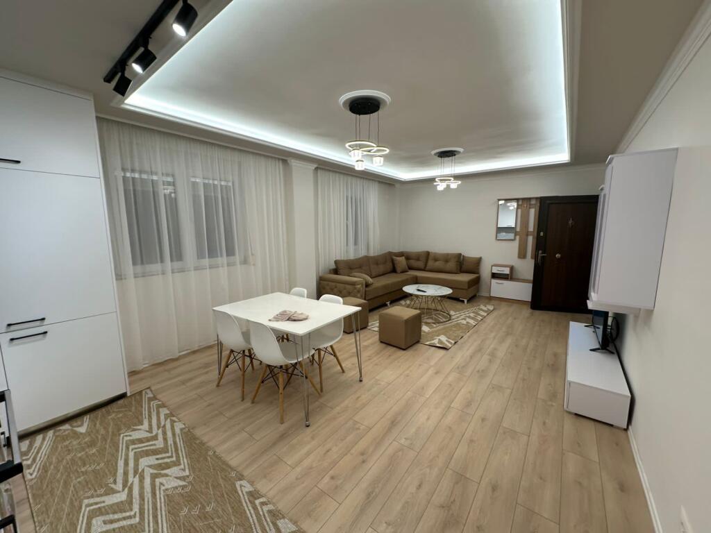 Apartment 1+1, Dry Lake!