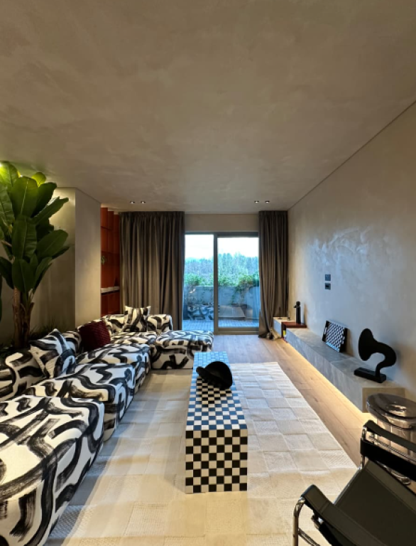 🏢 Apartament 1+1 + Post Parkimi – Lion Park 1, Rruga e Elbasanit