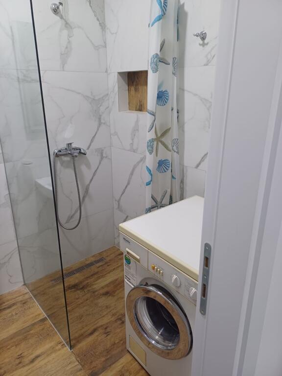 Apartament me qera 1+1 Farmacia 10