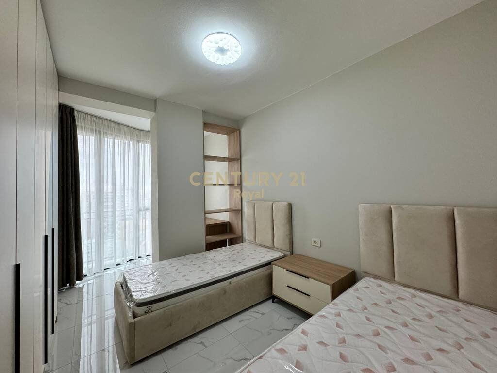 Appartamento 2+1 in Affitto in Via Mine Peza, nella Golden Tower Residence Tirana - 900€ | 93.7 m²