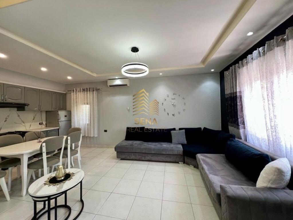 In vendita, Terreno + Edificio di 1 piano, Ex Dogana – Laprake, 315.000 Euro