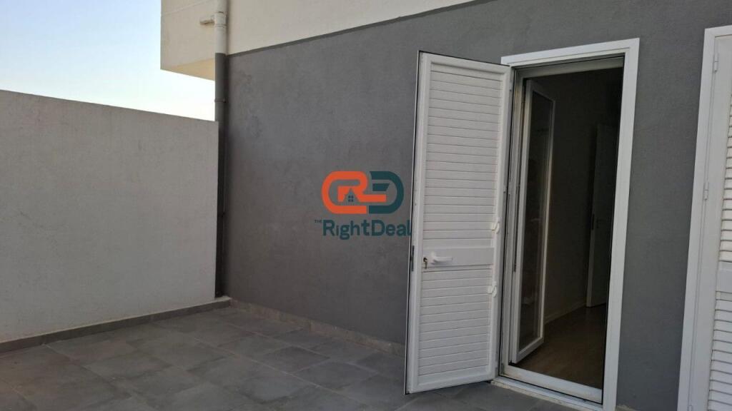 At Univers City, 2+1 Apartment with Parking Space for Rent!!