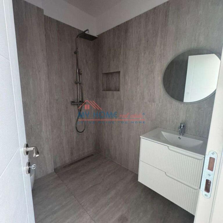 Zyre me qera tek Bulevardi i Ri Tirane