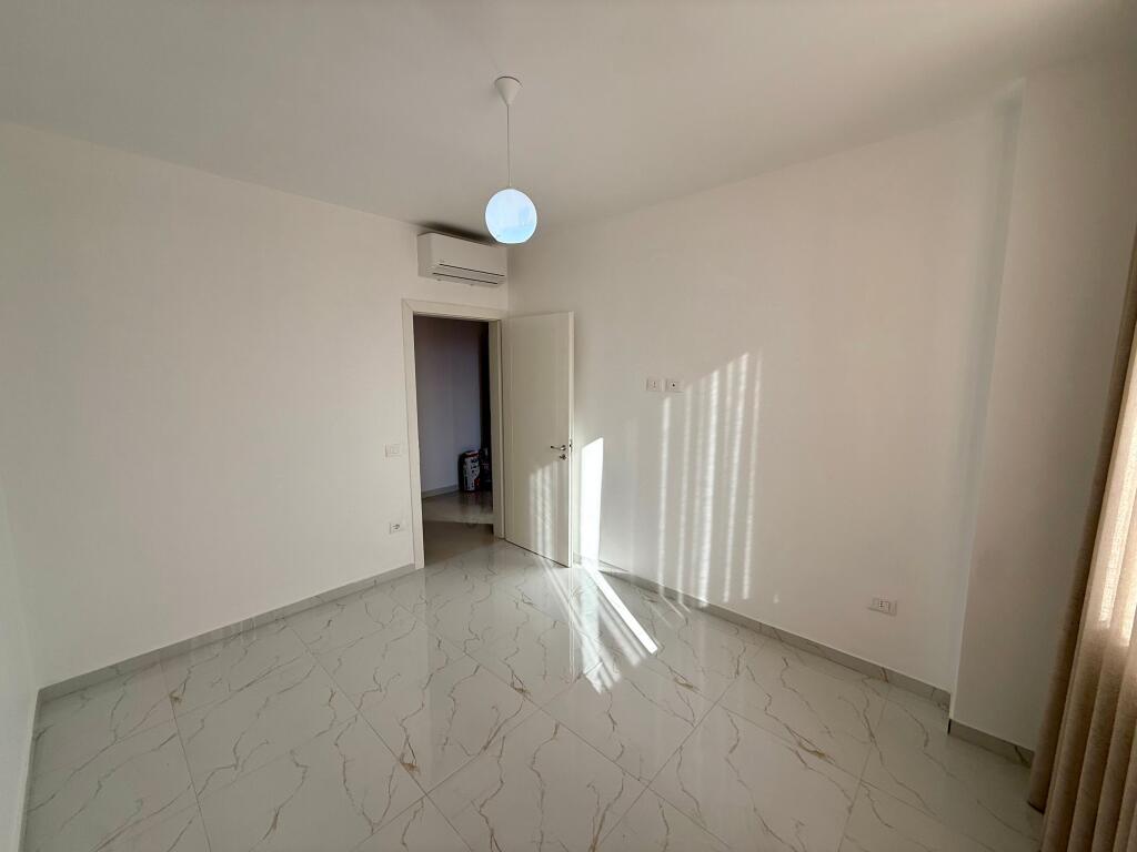 📣 QERA Apartament 2+1 Me 2 Tualete 📍 Prane Fushes Se Ali Demit ✨