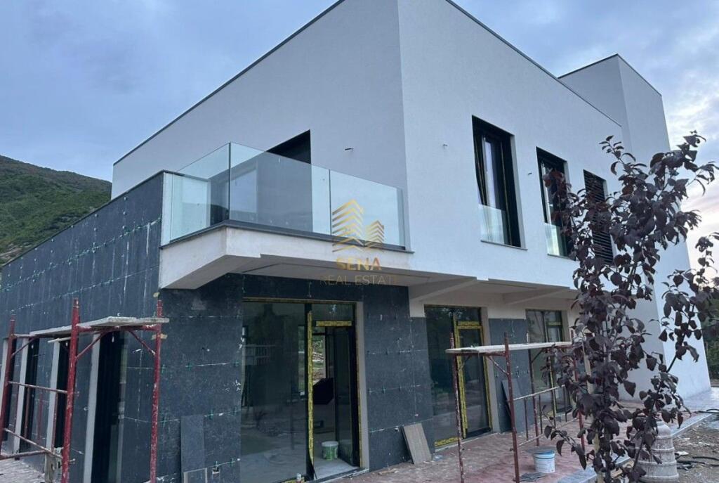 Rent, Service unit + Land, Bërzhitë – near PalmaNova Resort