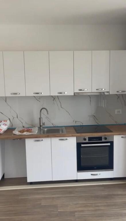 Apartament me qera 2+1 - 📍5 Maj