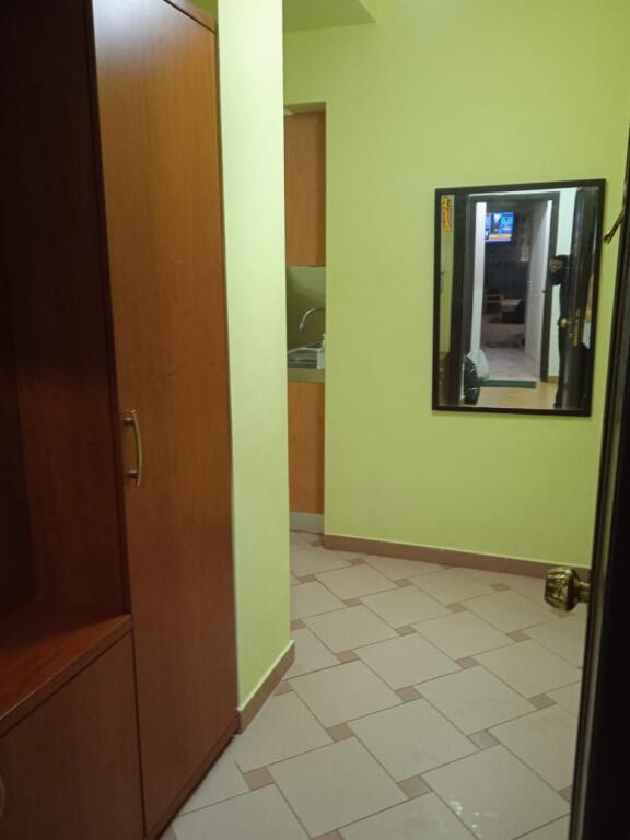 Affitto, Appartamento 2+1 vicino al Ministero dell'Istruzione, Tirana.